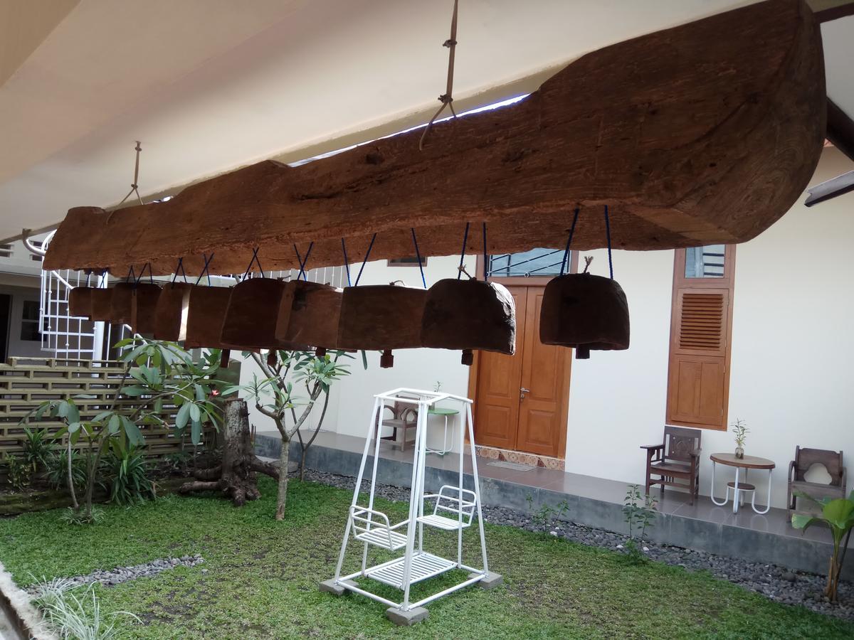 Doeloerkoe Homestay Surakarta  Екстер'єр фото