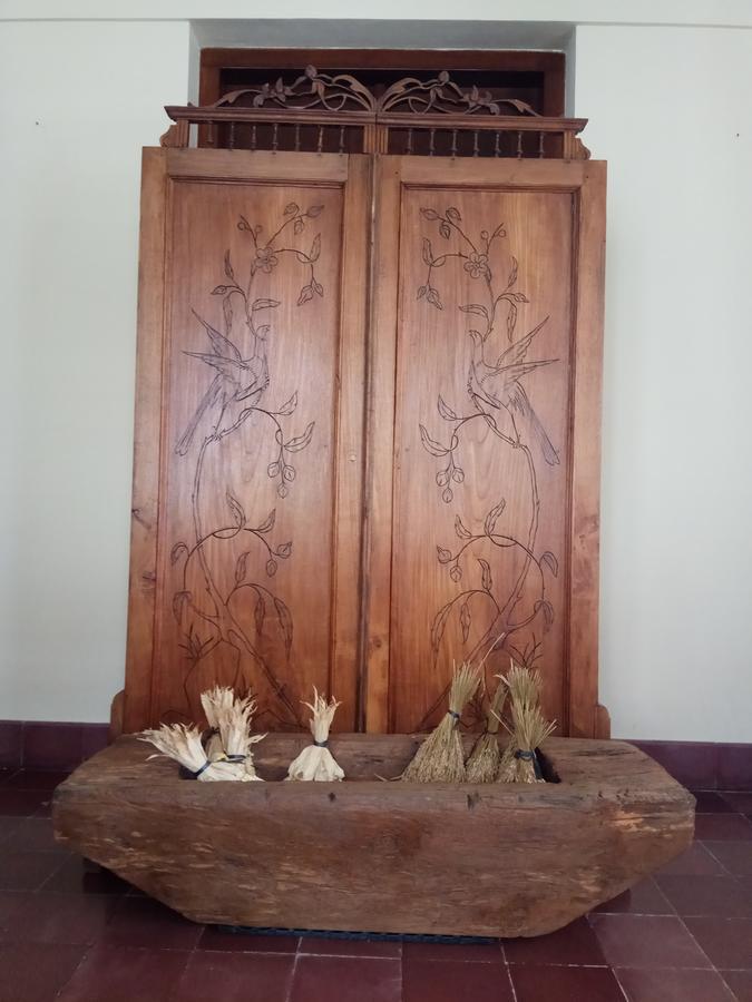 Doeloerkoe Homestay Surakarta  Екстер'єр фото